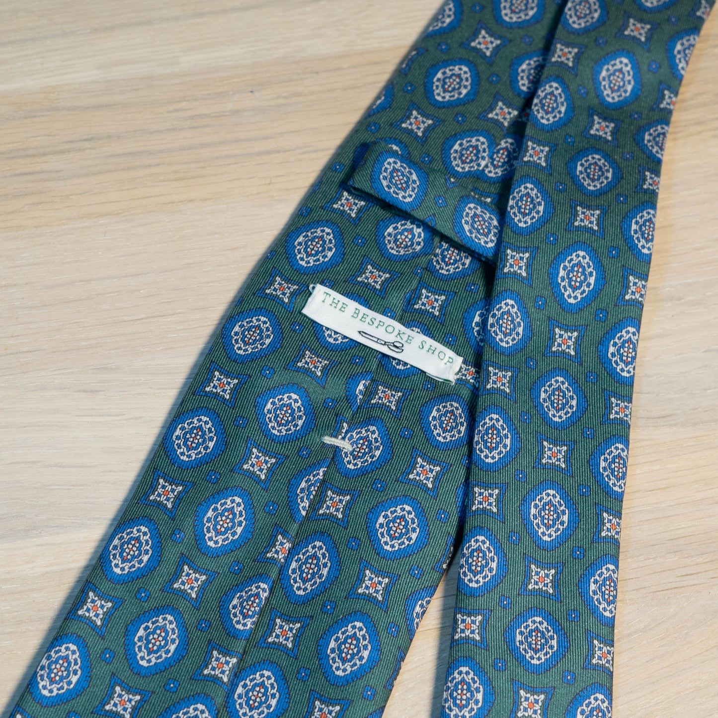 Green/Navy Medallion Madder Silk Tie Untipped - The Bespoke Shop