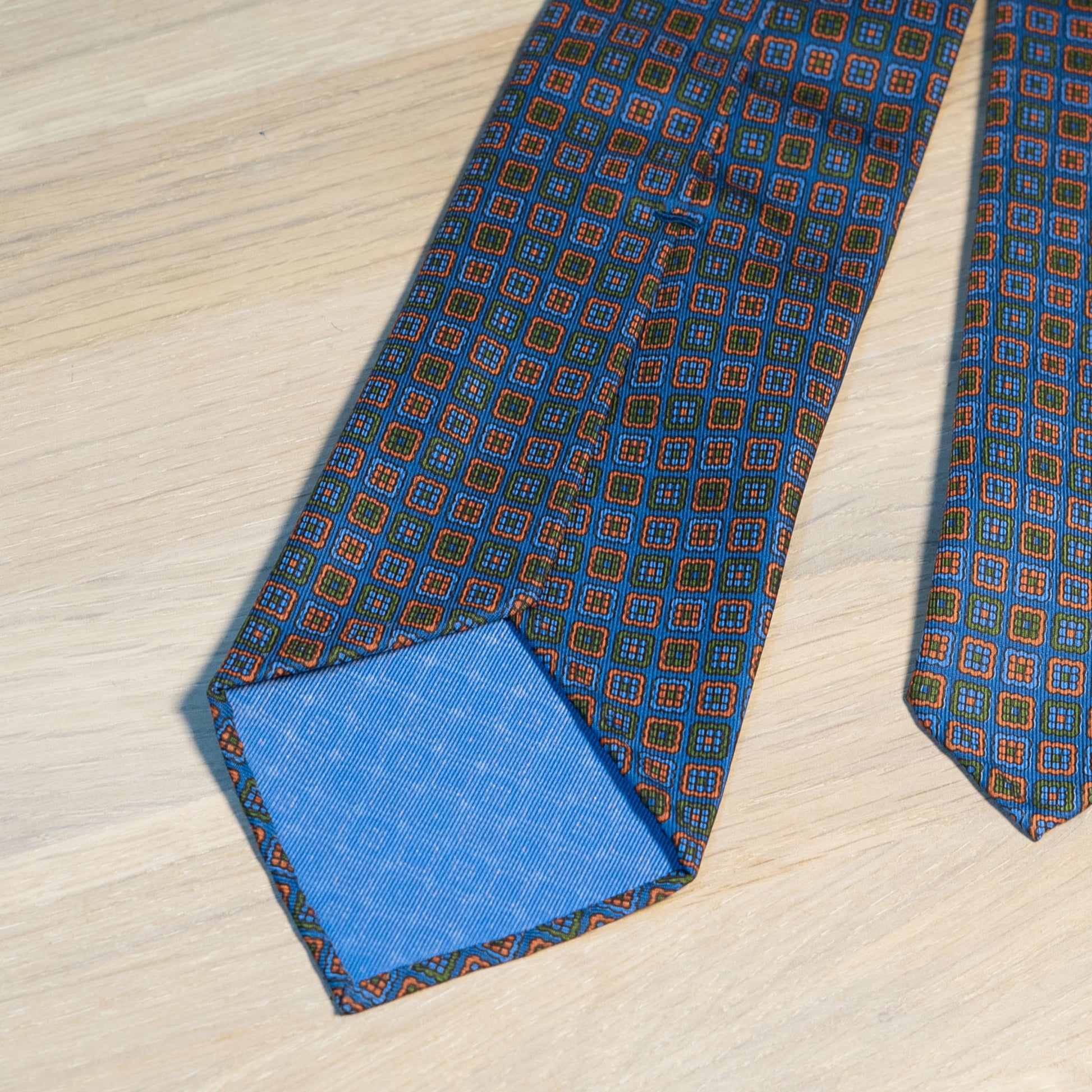 Blue/Orange Medallion Madder Silk Tie Untipped - The Bespoke Shop 