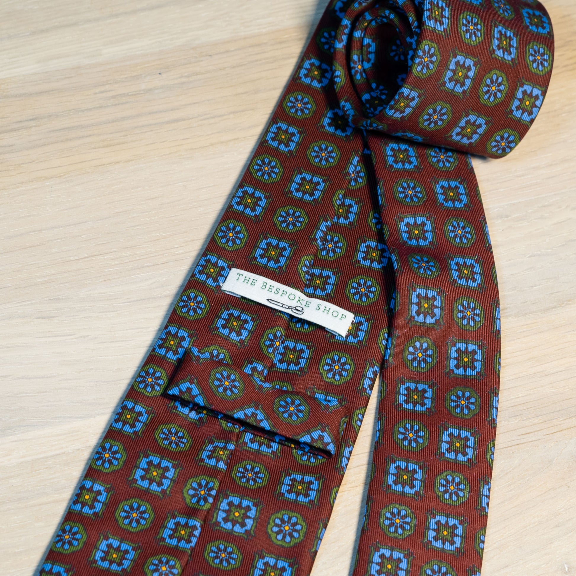 Wine Red/blue Medallion Madder Silk Tie Untipped - The Bespoke Shop 