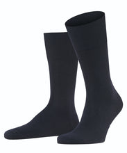 Load image into Gallery viewer, Airport Dark Navy Wool/Cotton Socks - The Bespoke Shop
