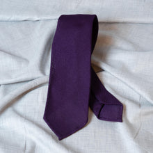 Load image into Gallery viewer, Purple Garza Fina Grenadine Silk Tie Untipped - The Bespoke Shop 
