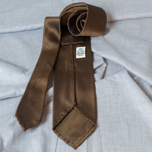 Load image into Gallery viewer, Brown Structured Silk Tie Untipped - The Bespoke Shop 
