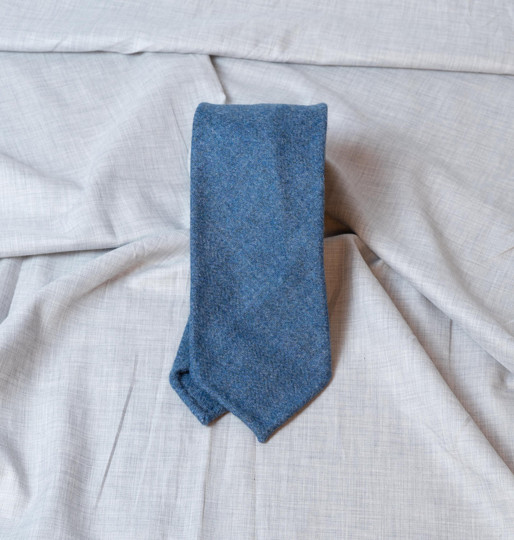 Solid Light Blue Untipped Wool - The Bespoke Shop 